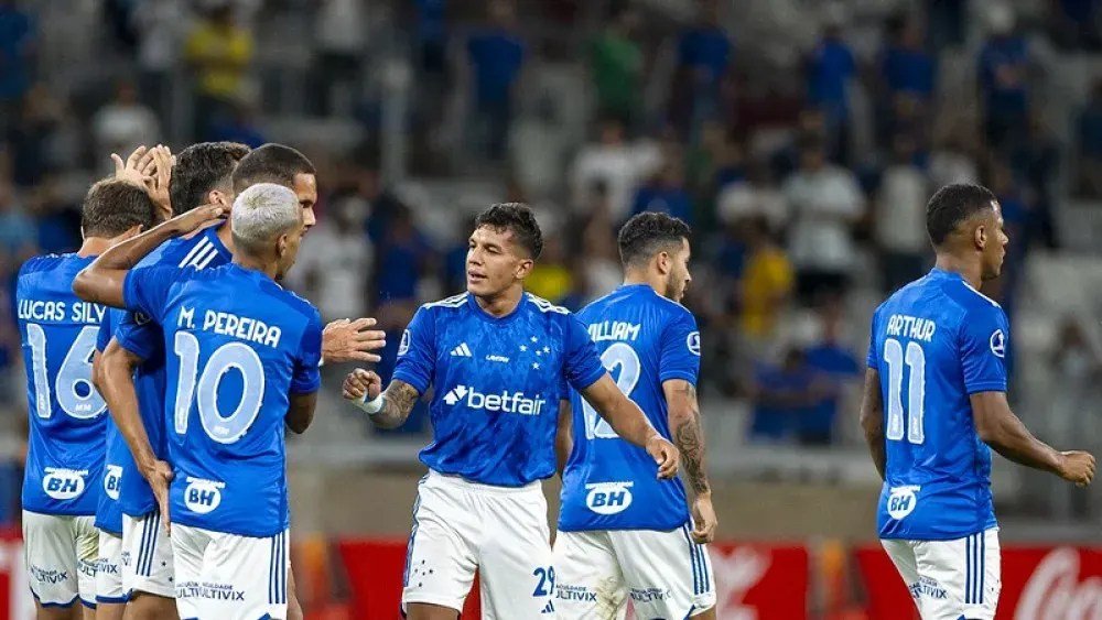 Atacante detona atuação do Cruzeiro na Sul-Americana: “Vergonha“