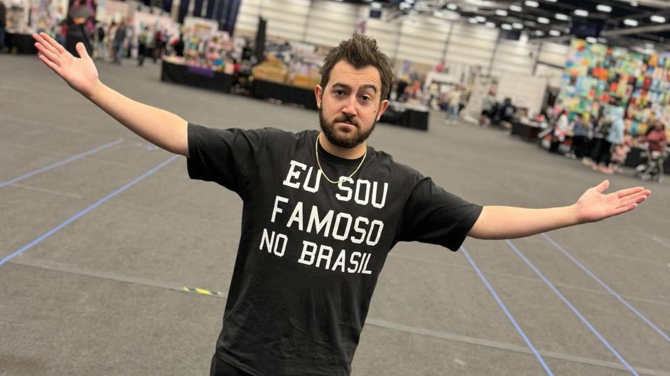 Ator de “Todo Mundo Odeia o Chris“ ultrapassa 1 milhão de seguidores