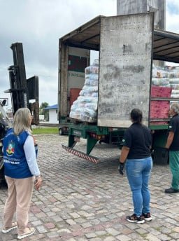 Caxias centraliza doação de cestas para municípios afetados pelo clima