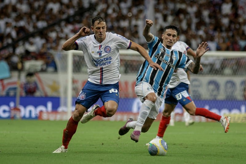 Grêmio perde para o Bahia, e Renato abandona campo no fim do jogo