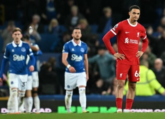 Tropeço dos Reds pode ter sido crucial na briga pelo título inglês