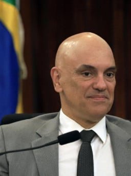 Ministro Alexandre de Moraes tenta vaga de professor universitário
