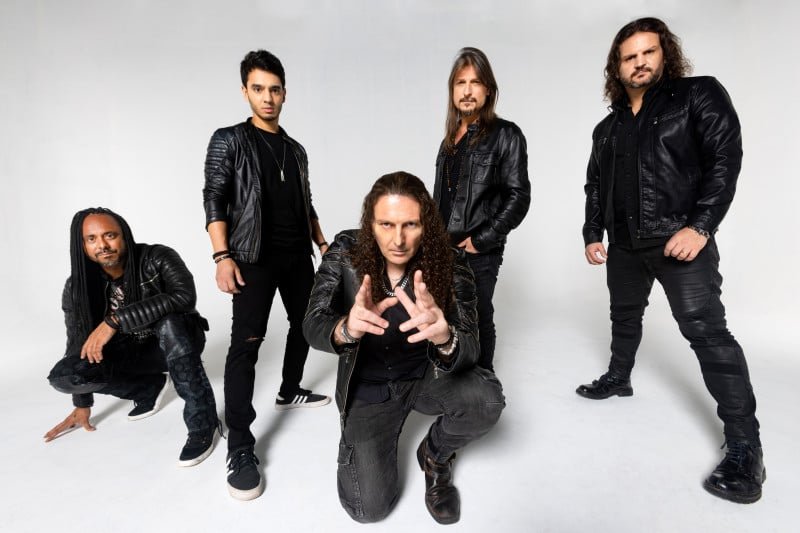 Opinião recebe show da banda Angra com Jeff Scott Soto nesta sexta