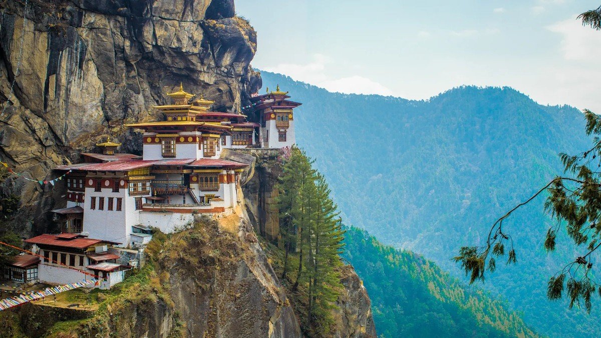 Para se emocionar: 25 lugares sagrados abraçados pela natureza | Edifícios