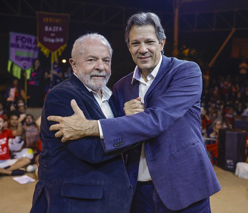 Perda de popularidade de Lula não deve prejudicar pauta econômica, dizem analistas