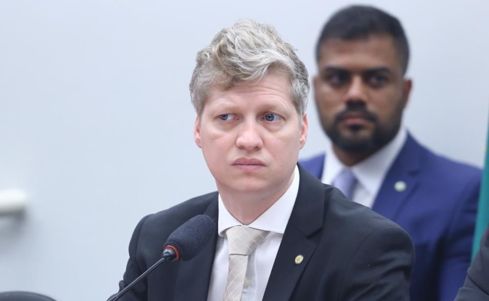 Por que a OAB decidiu interpelar Marcel van Hattem após discurso na Câmara – Política – CartaCapital