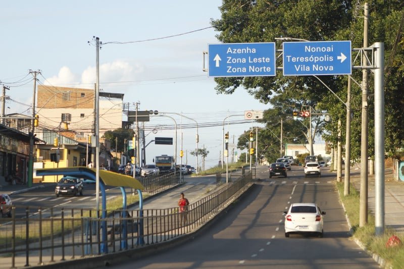 Trânsito flui bem na avenida Tronco, após conclusão da duplicação