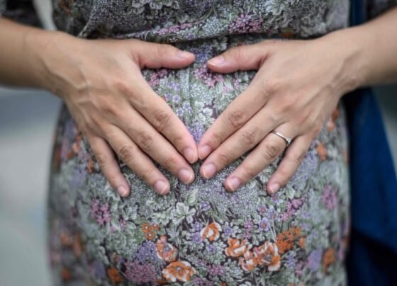 Nas redes sociais, algumas mulheres relatam a gravidez inesperada durante o tratamento para emagrecer