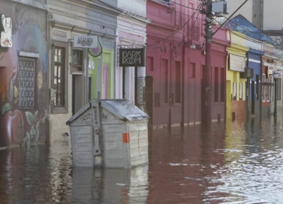 Em Porto Alegre, diversos bairros foram atingidos pela cheia do Guaíba