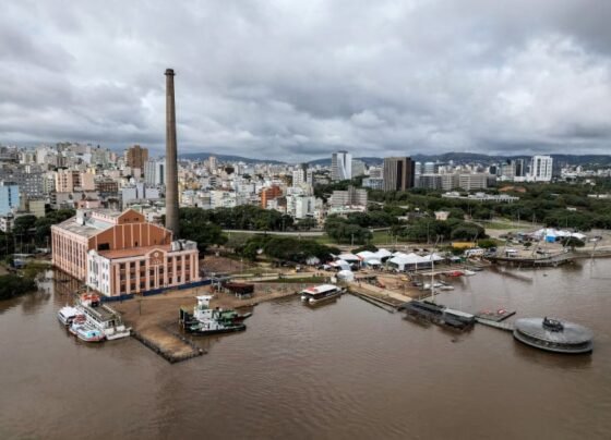 O nível do Guaíba vem recuando nas últimas horas