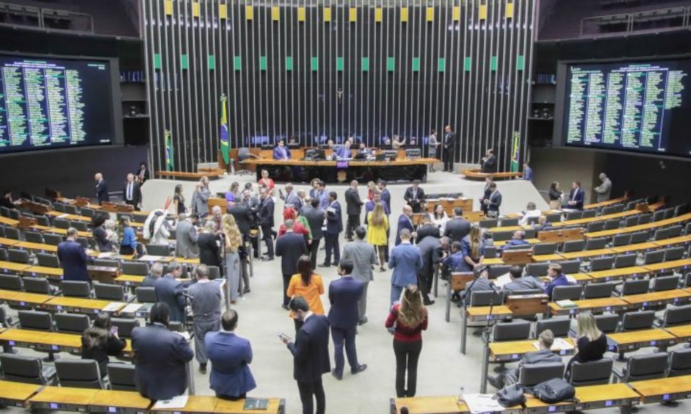 Congresso analisa vetos sobre “saidinha” e fake news; o que deve ser votado nesta 3ª