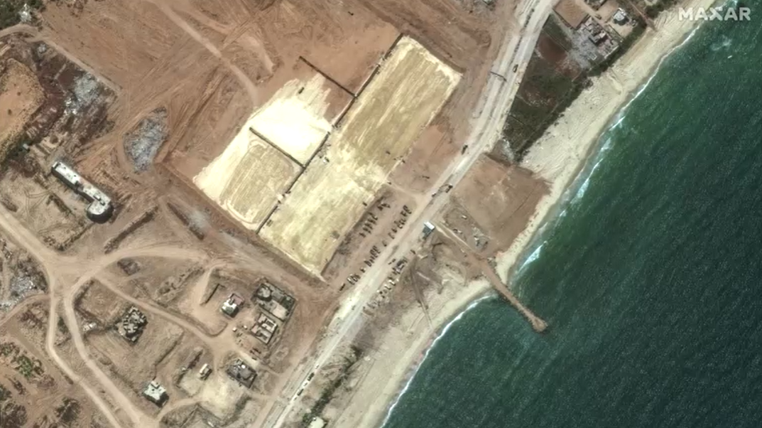 Imagens de satélite mostram cais em construção para entrega de ajuda no litoral de Gaza