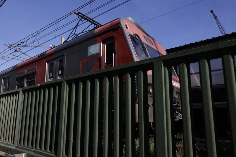 Incêndio na subestação de energia São Luís da Trensurb pode atrasar o retorno das operações