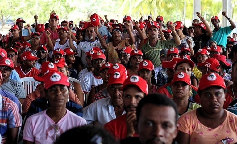 MST reage à aprovação de projeto que veta benefícios do governo a ‘invasores’ de terras – Política – CartaCapital