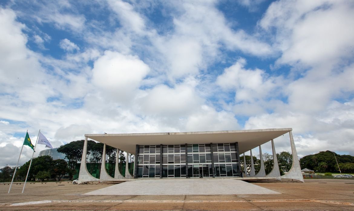 STF mantém restrição, mas governo não precisará rever indicações