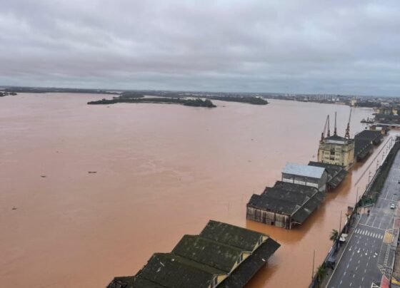Nível do Guaíba deve permanecer acima da cota de inundação até pelo menos o fim do mês