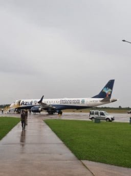 Azul terá terceiro voo na Base Aérea de Canoas; noturno e de segunda a sexta