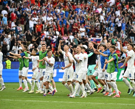 Bélgica tem dois gols anulados e é derrotada pela Eslováquia na Eurocopa