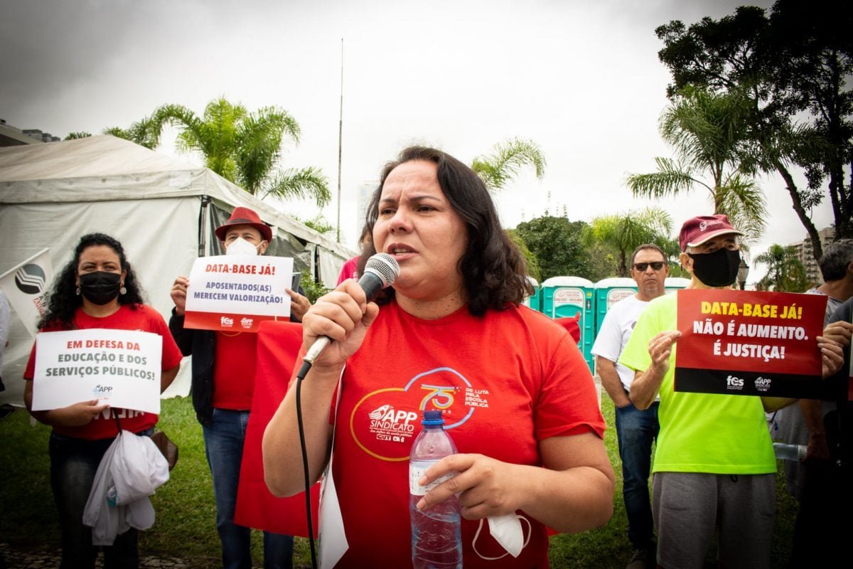 Governo Ratinho Jr. pede a prisão da presidente do sindicato de professores por greve no Paraná – Educação – CartaCapital