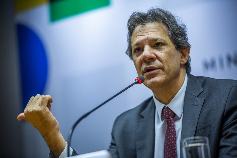 Haddad reclama de vazamento de reunião com banco e diz que fala foi mal interpretada