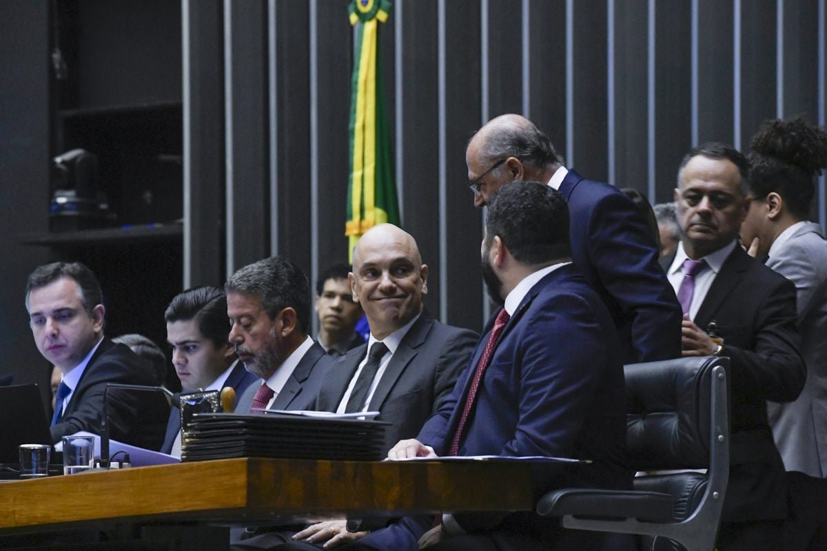 Moraes atende Lira e manda X remover perfil que chamava o deputado de estuprador – Política – CartaCapital