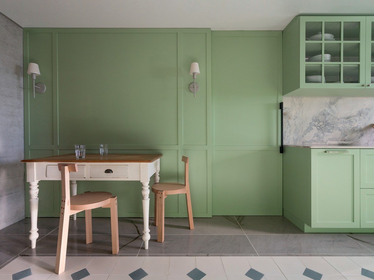 Apartamento inspirado na Toscana aposta em texturas naturais e verde-menta | Yearbook