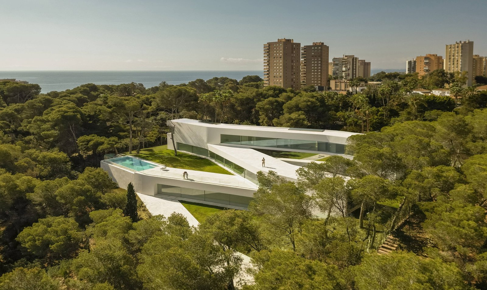 Casa Sabater / Fran Silvestre Arquitectos