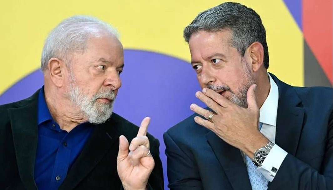 A reunião entre Lula e Lira em meio a tensão sobre emendas parlamentares – Política – CartaCapital