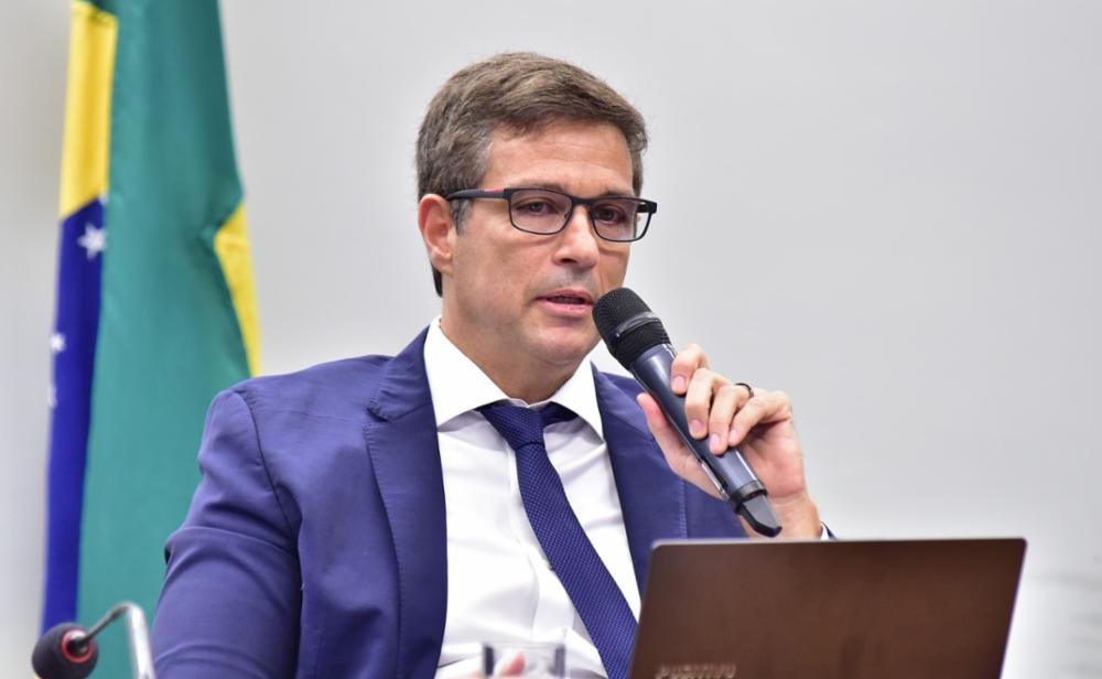 Campos Neto diz não ser possível afirmar que taxa de juros no Brasil é ‘exorbitante’ – Economia – CartaCapital