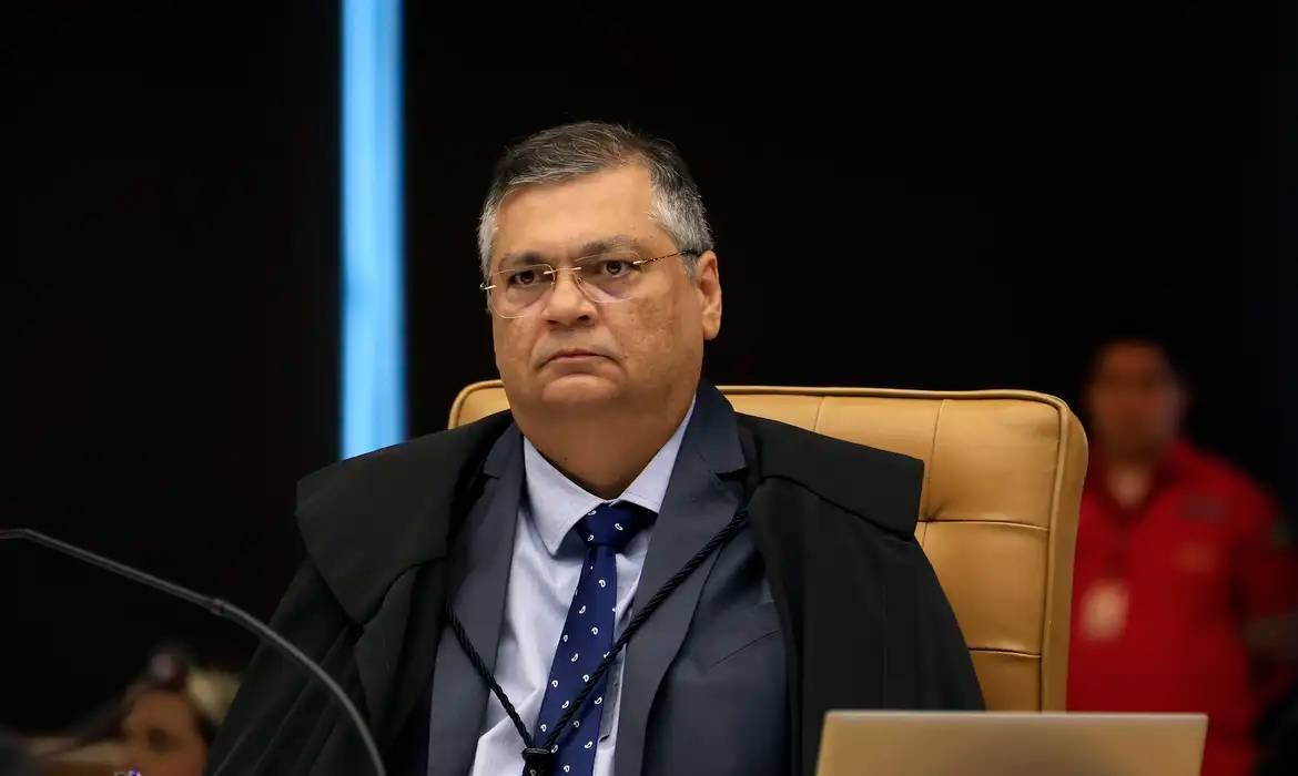 Pra STF, liminar de Dino é “freio de arrumação” nas emendas parlamentares, diz jornal