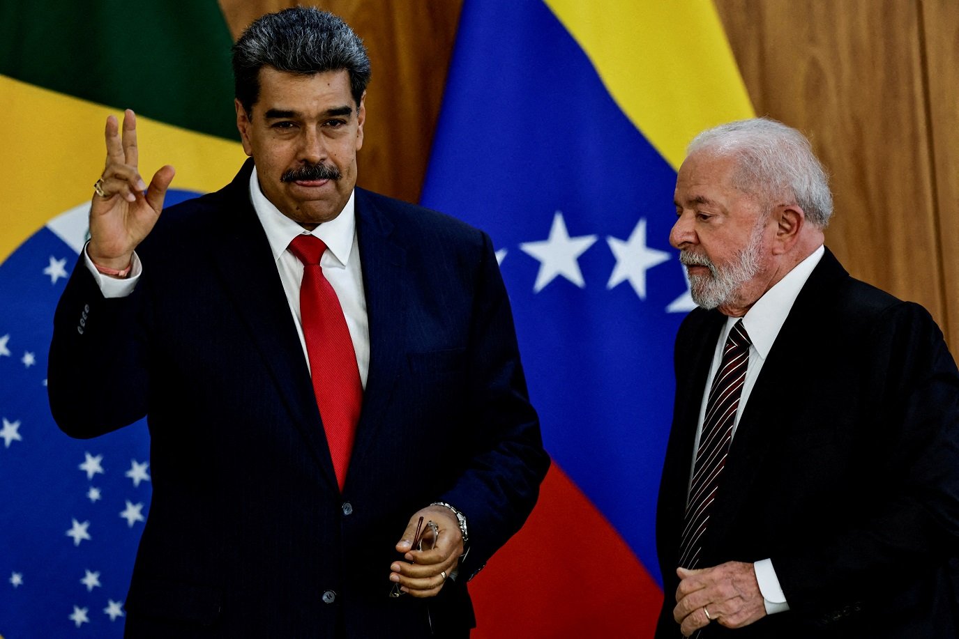 Lula diz que Maduro “deixa a desejar”, mas descarta romper relações com a Venezuela