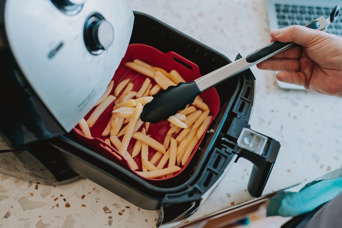 Formas para air fryer: veja prós e contras do acessório queridinho | Smart