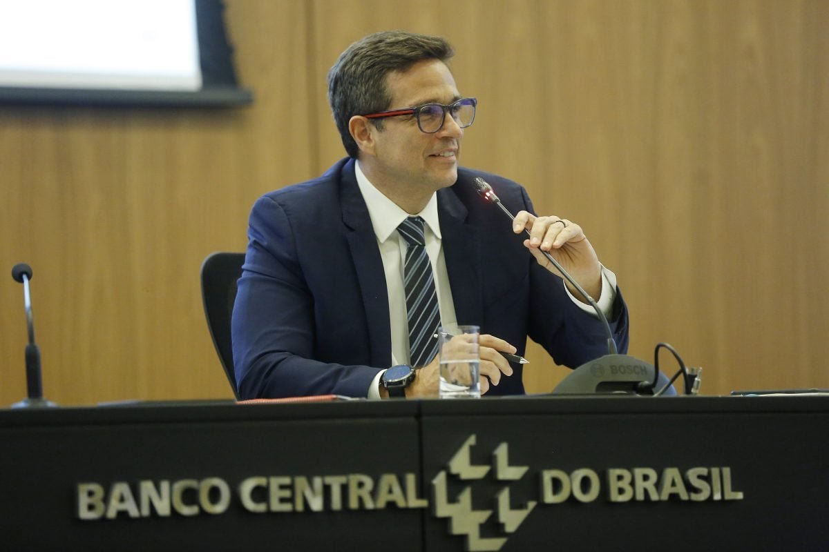 Banco Central leiloará US$ 3 bilhões nesta quinta para tentar conter o dólar – Economia – CartaCapital